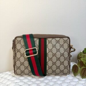 GUCCI GG Crossbody Shoulder Bag Sherry Line Canvas Brown